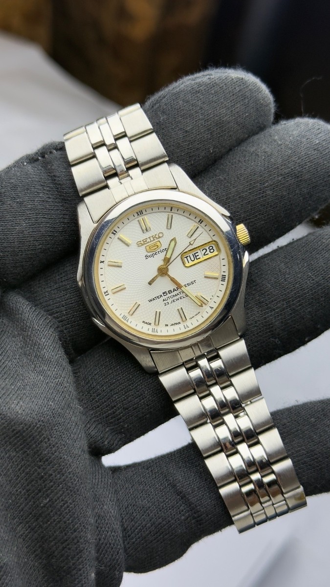 ✨SEIKO✨セイコー✨7S36-02J0✨デイデイト✨ゴールド文字盤✨腕時計✨ Seiko Superior 7S36 0030 Dial Day Date Watch | Stainless Steel