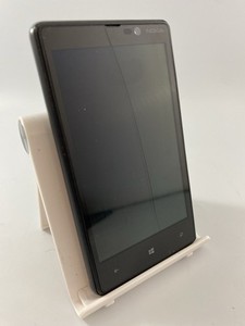 Nokia Lumia 820 schwarz entsperrt 8GB 4,3" 8MP Windows Smartphone gesprungen