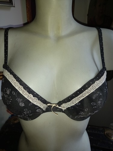 schöner schwarz/weißer Push Up-BH, Gr. 75 B -NEU-