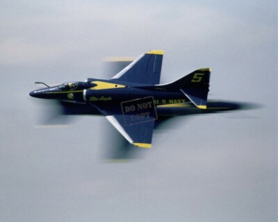US NAVY USN A-4F Skyhawk aircraft assigned to the Blue Angels 8X12 PHOTOGRAPH