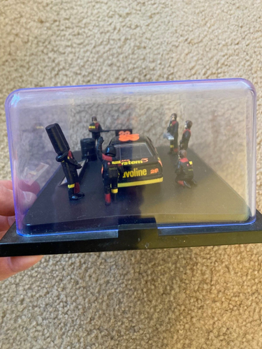 1992 Racing Champions NASCAR #28 Havoline Car Pit Stop And Crew In Display Case - Picture 8 of 20