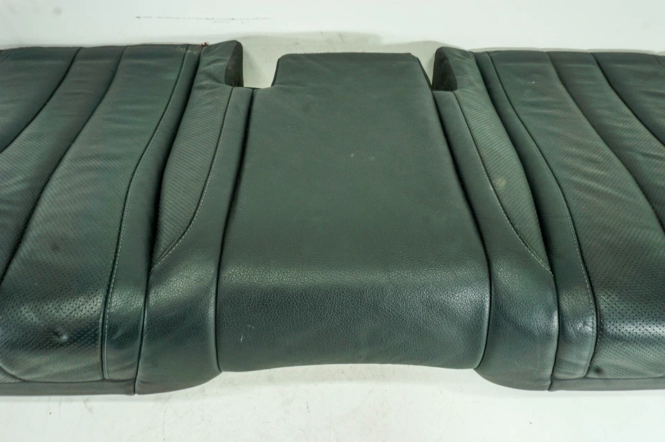 14-17 梅赛德斯 S550 W222 原始设备制造商后乘客下座垫 5085 — 第 3/4 张图片