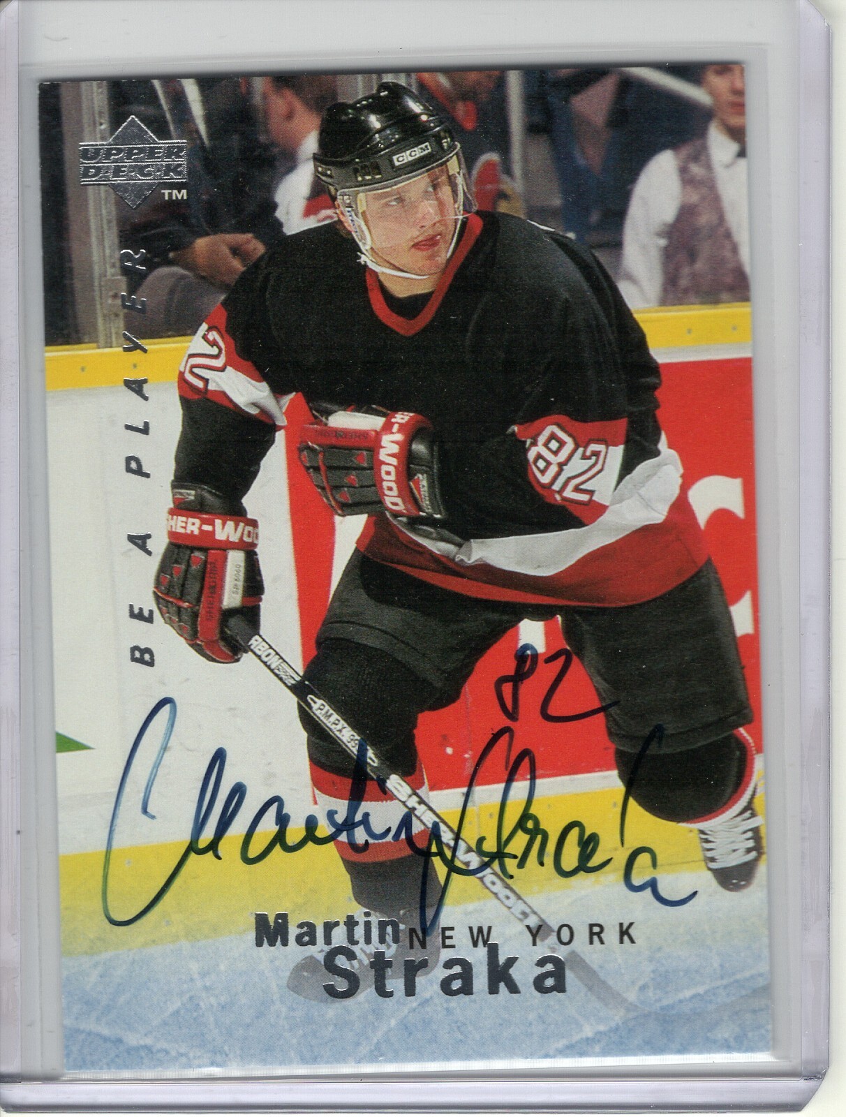 1995-96 UPPER DECK BE A PLAYER MARTIN STRAKA AUTO #S106