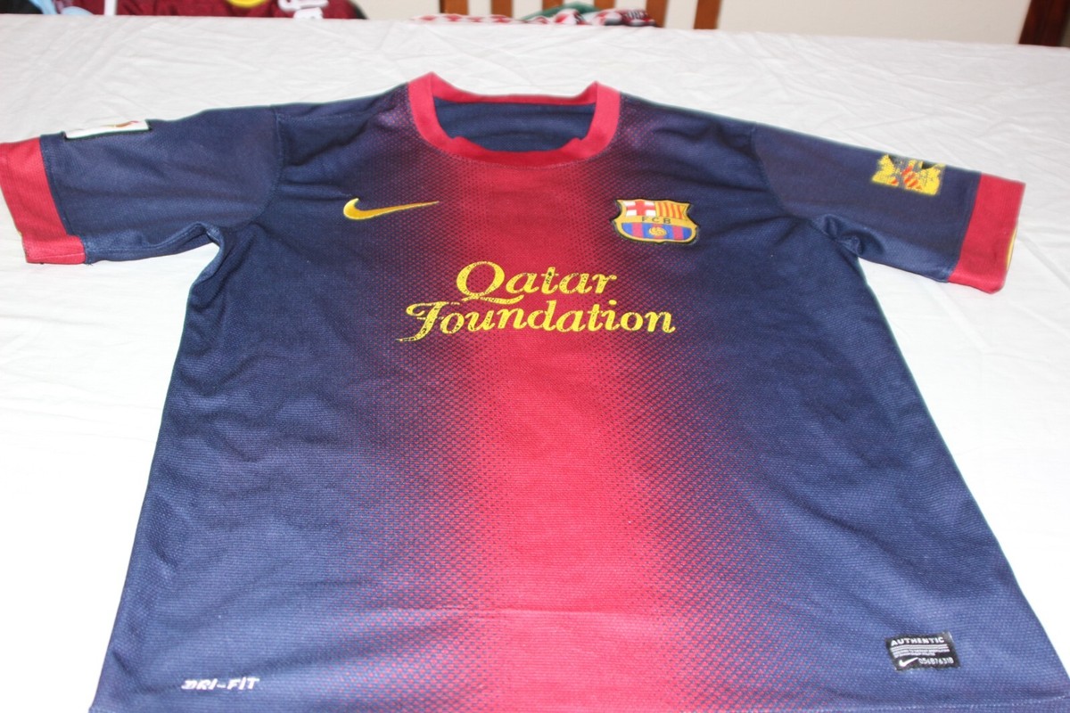 F.C. Barcelona Nike Jersey Size M With Number 8 A. Iniesta