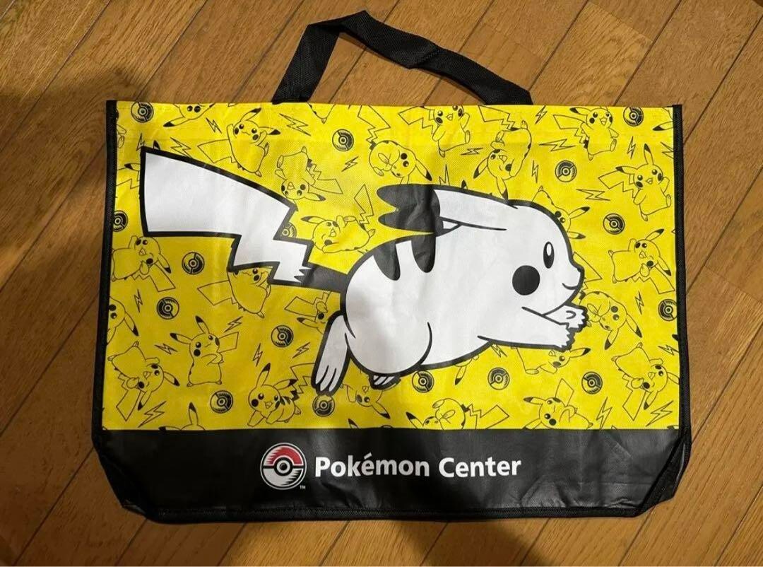 PC52 Pokemon Center WCS2023 shopper Pikachu & Charizard used | eBay
