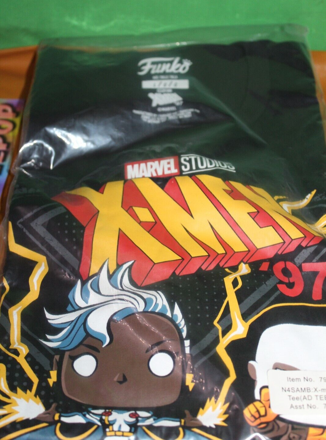Lootcrate Marvel Collector Corps X-Men 97 Pop Tee Large 2023 73895 image 2