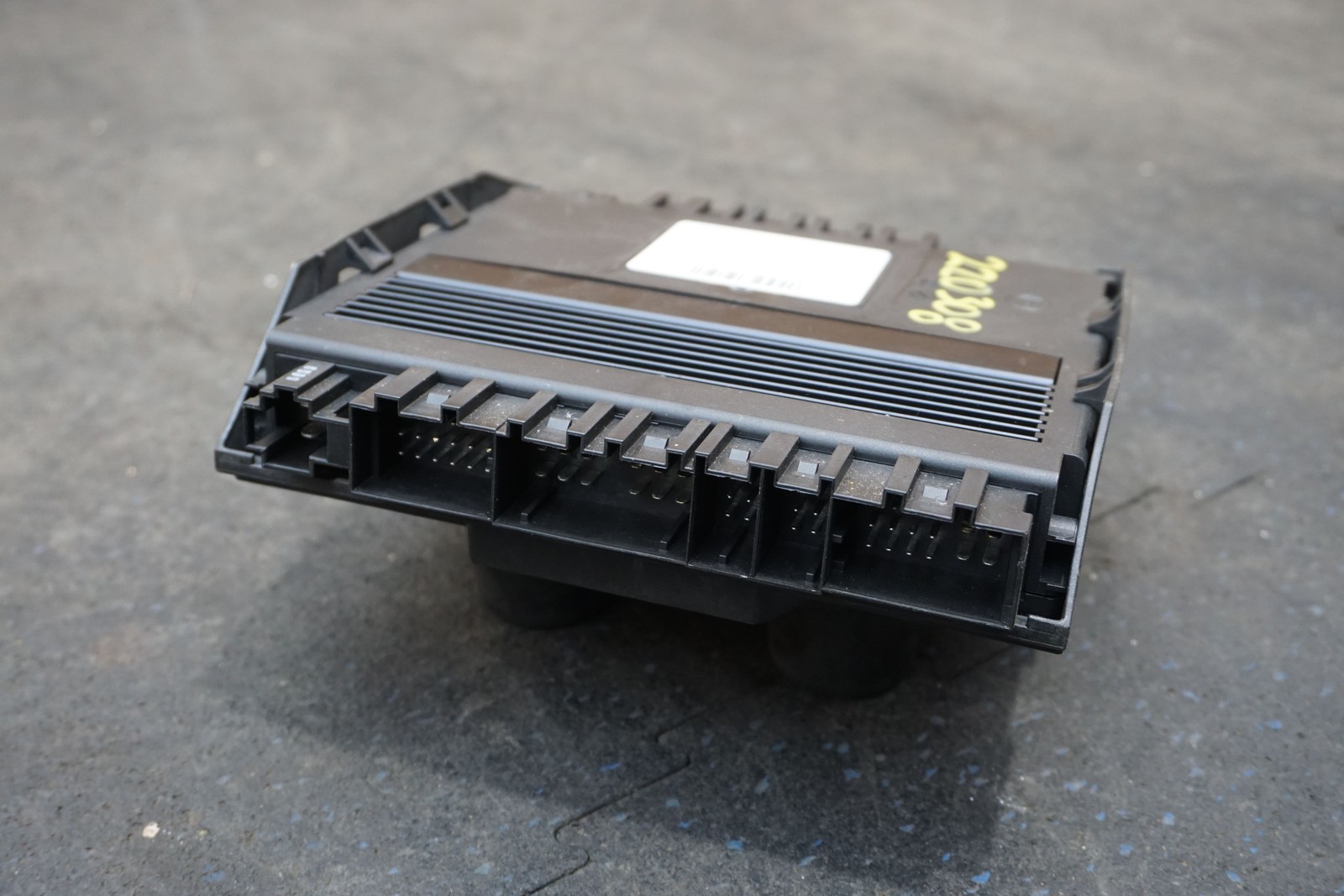 Rear Back Seat Control Module 3D0959860C Bentley Continental Flying Spur 2006-12