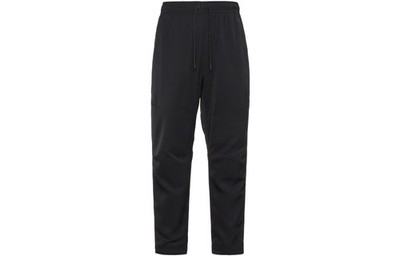 Nike Sportswear Tech Essentials Cargo Woven Pants