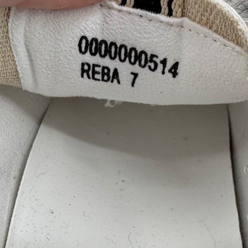 SHU SHOP Reba Embossed Star Sneakers Women's Size 7 White Casual Comfortable - Afbeelding 3 van 10