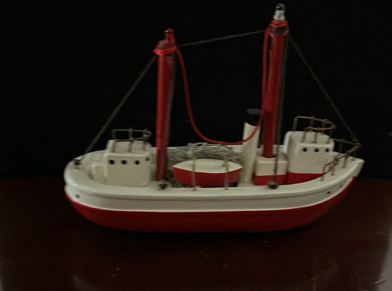 Small Wooden Fishing Boat Ornament Decorations 