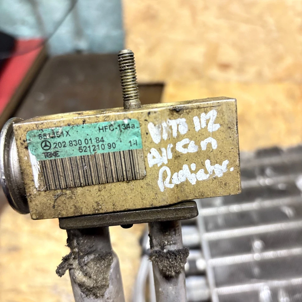 Mercedes Vito 112 Aircon evaporator radiator 2028300184 1996-2003 - Image 4 of 4