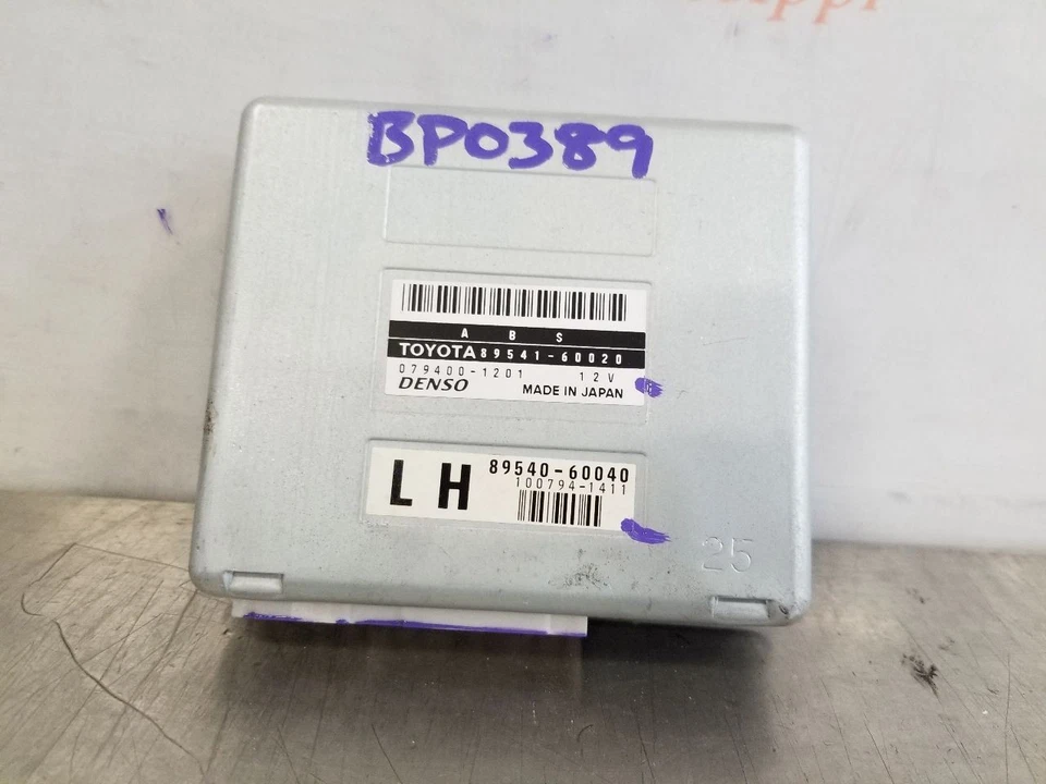 97 1997 LEXUS LX450 ABS CONTROL MODULE 8954160020 - Image 3 of 4
