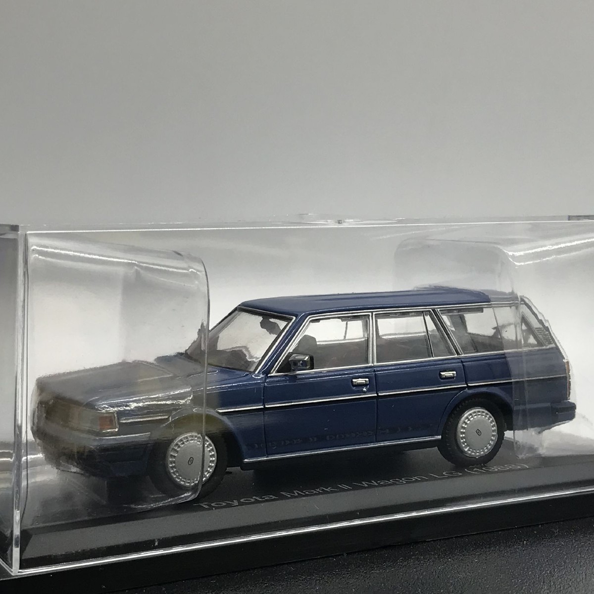 DISM 1/43 TOYOTA MARK2 Wagon LG （1988） DISM 1/43 TOYOTA MARK2 Wagon LG （1988） DISM 1/43 TOYOTA MARK2
