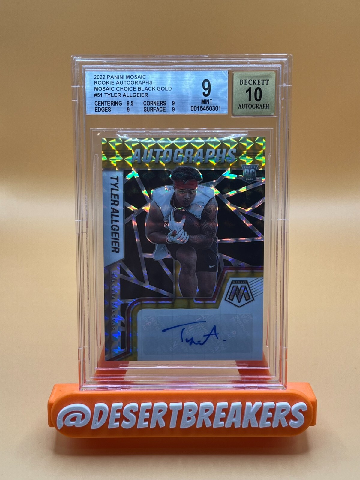 Tyler Allgeier Panini Mosaic Rookie Autograph Mosaic #RAMTA Black/Gold Choice