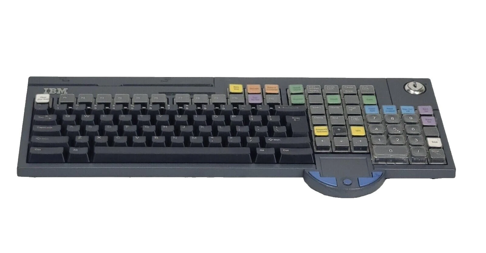 IBM 黑色电脑键盘和键板