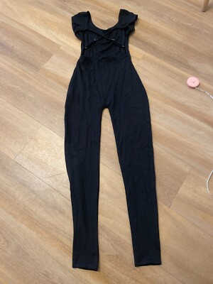 oh polly Schwarzer Jumpsuit mit offenem Rücken Größe XS
