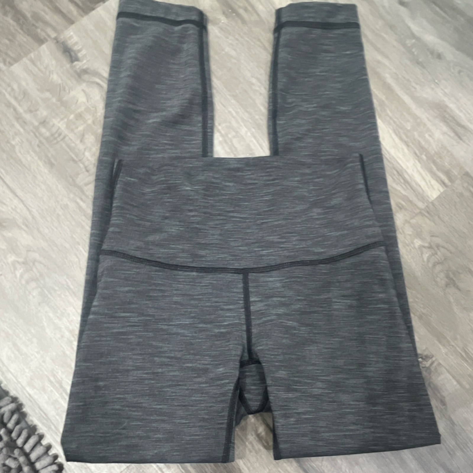 SIZE 4 Lululemon Gray Solid Regular Leggings with… - image 1