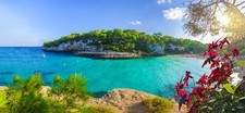 Wandbild: Blick auf Cala Llombards, Insel Mallorca, Spanien (150503491)