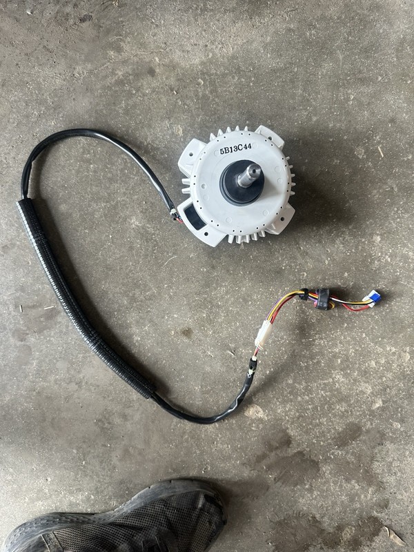 Panasonic FKGW05ACE Axial Fan Motor DC340V 1-Phase MPN 5B13C44