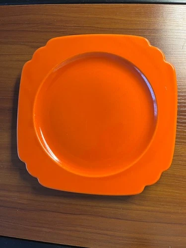 Riviera 8.75 Inch Dinner Plate (Fiesta Red)  Vintage Art Deco Dinnerware 1930's