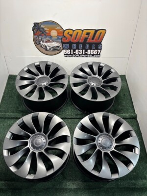 Tesla 21インチホイールセット Staggered Set 21