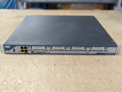 Cisco CISCO2801  2801,AC,2FE,4slts2HWIC,2PVDM,2AIM,IP BAS 128/384 REFURBISHED
