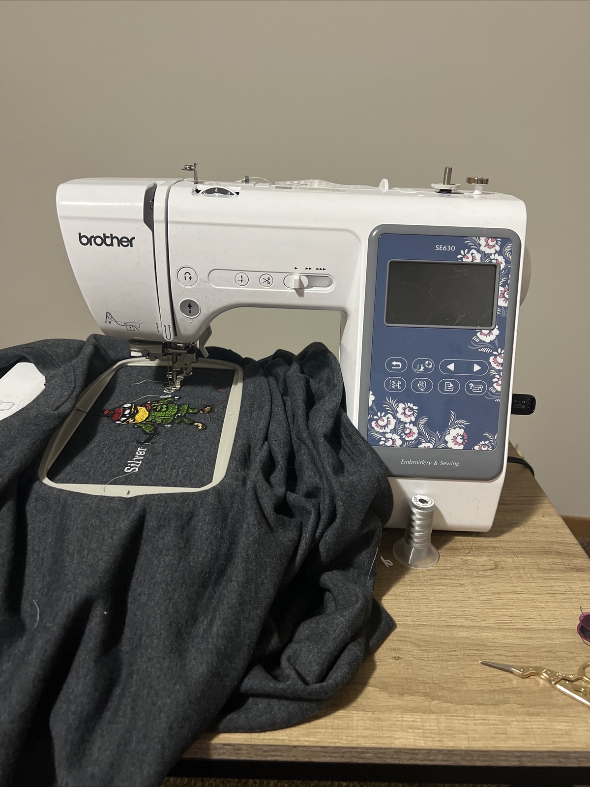 Brother SE600 Computerized Combo Sewing 12502649823 eBay