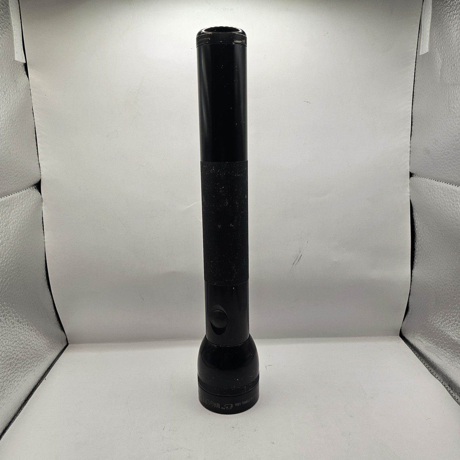Mag-Lite 12 Inch 3 D Cell Black Metal Flashlight Heavy Duty - Tested