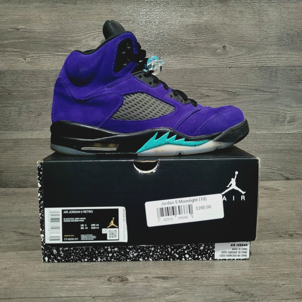 Air Jordan 5 Retro Alternate Grape Mens Size 8 Purple Suede 136027