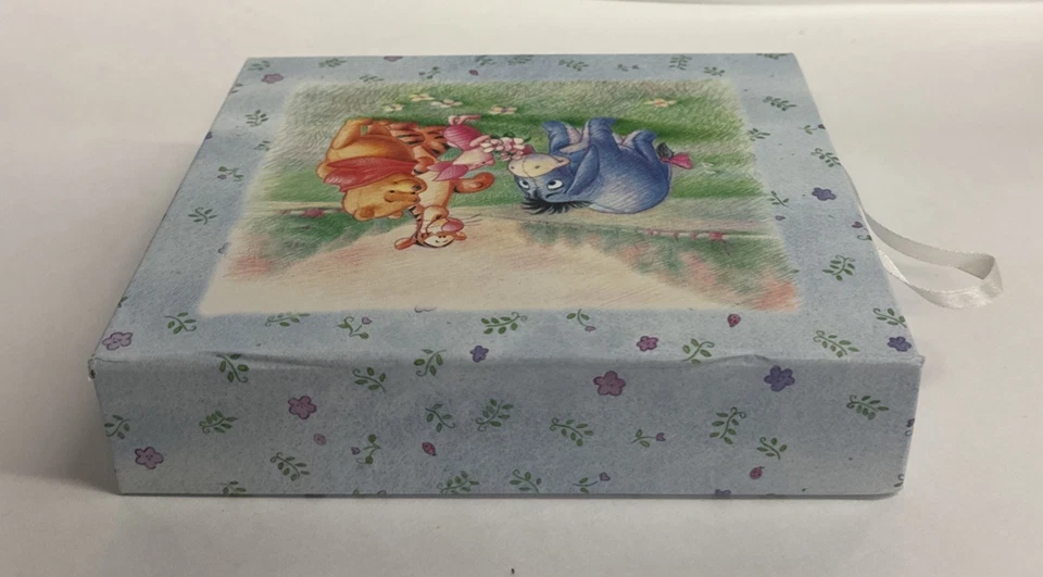 Disney Winnie the Pooh Stationery Gift Box Set – Note Cards, Envelopes, Stickers - Image 3 of 4