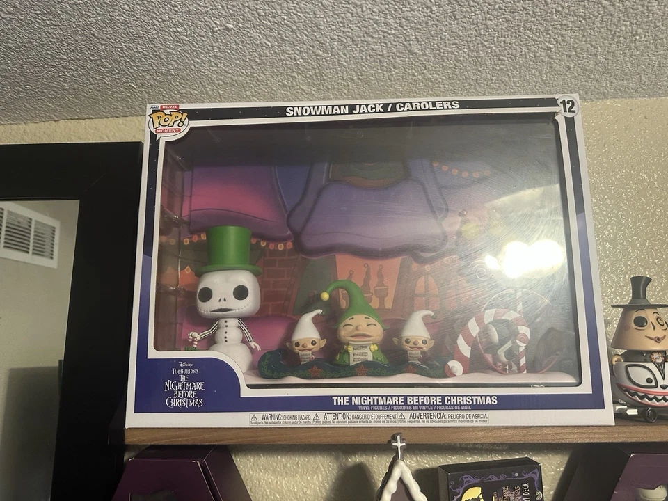 Funko Pop Deluxe Moment #12 Nightmare Before Christmas Snowman Jack/Carolers NIB - Image 2 of 2