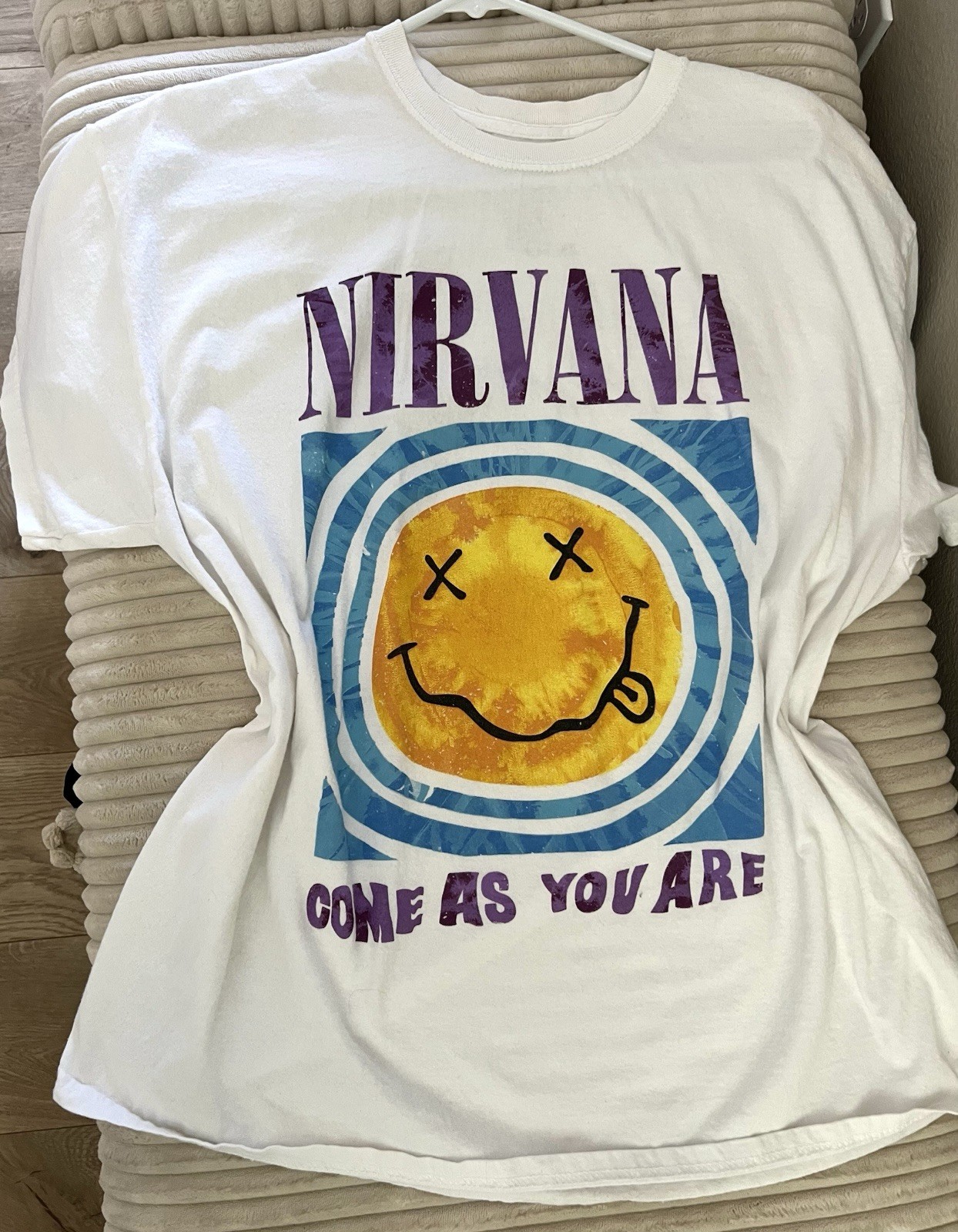 White Nirvana Band Shirt Face Logo Come As You Are Song Smiley Size XL