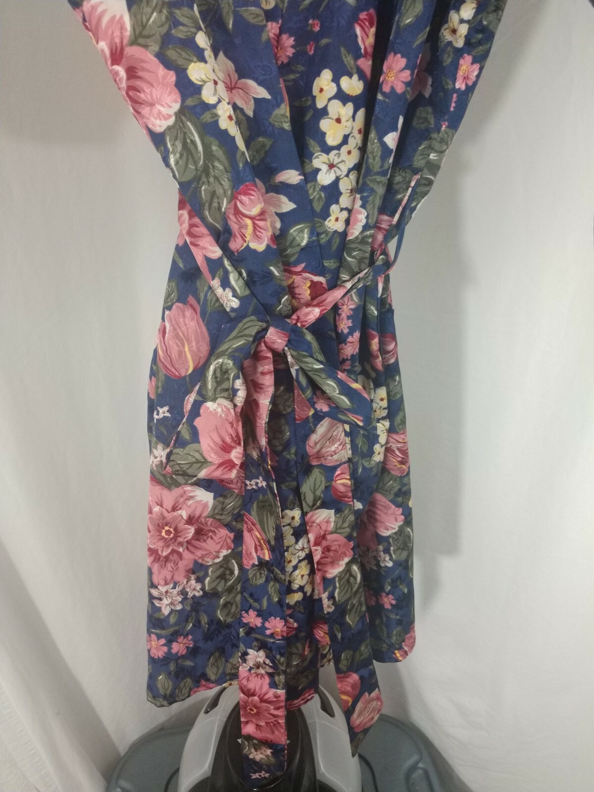 Vintage LA Intimates Kimono Robe Blue and Pink Floral Gem