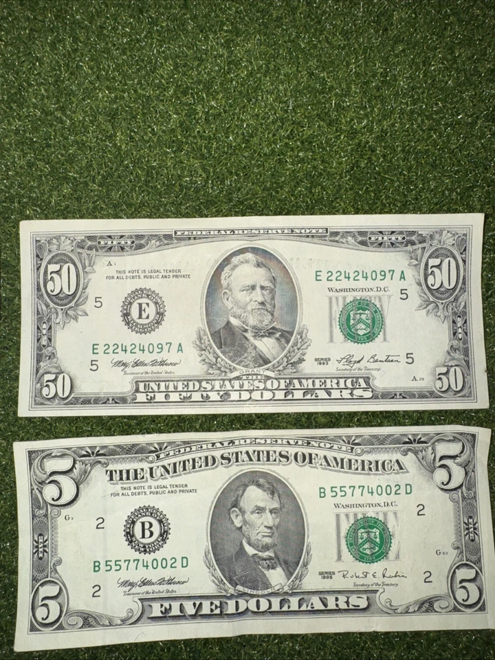 2-$50 1-$20 1-$5 Vintage 1990 1993 1995 Series Bills California Chicago New York - Image 4 of 4