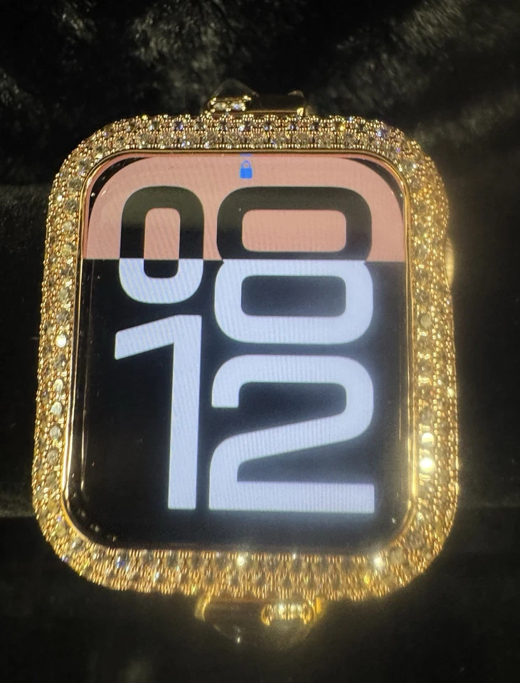 Avu Le Vu For Apple Watch Series 10 46MM Band, Bezel Zircon Crystal Rose Gold - Image 4 of 4