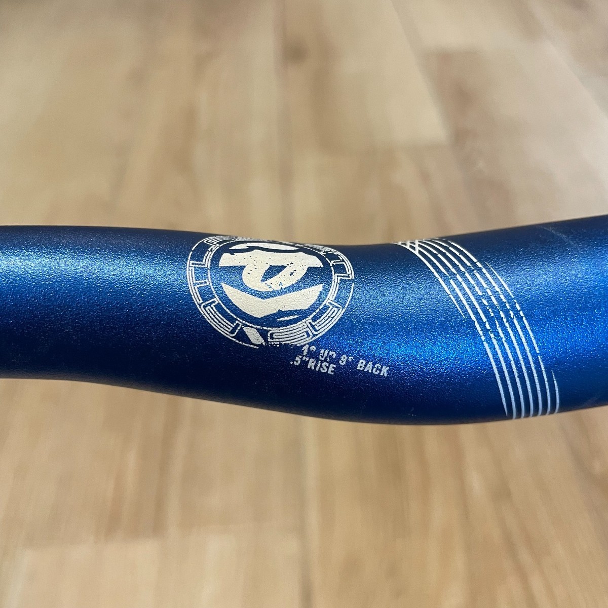Race Face Atlas MTB Mountain Bike Riser Bar 31.8 x 710mm Blue | eBay