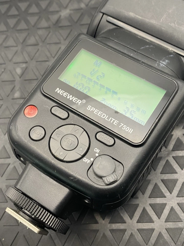 Flash Neewer Speedlite 750II para Nikon DSLR - Probado y funcionando Foto 4 de 4