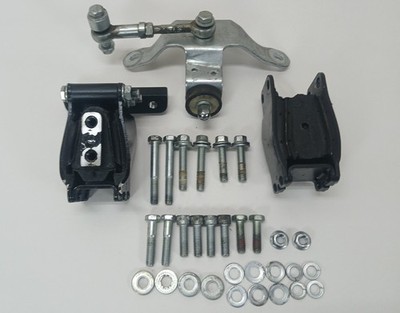 Harley-Davidson 2013 Dyna Switchback Engine Motor Mounts & Hardware 