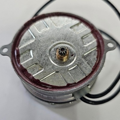 Hansen Synchron Electric A129RB-6 Clock Motor 110V 60Hz 1RPM 10 Tooth 3/16'' Gear