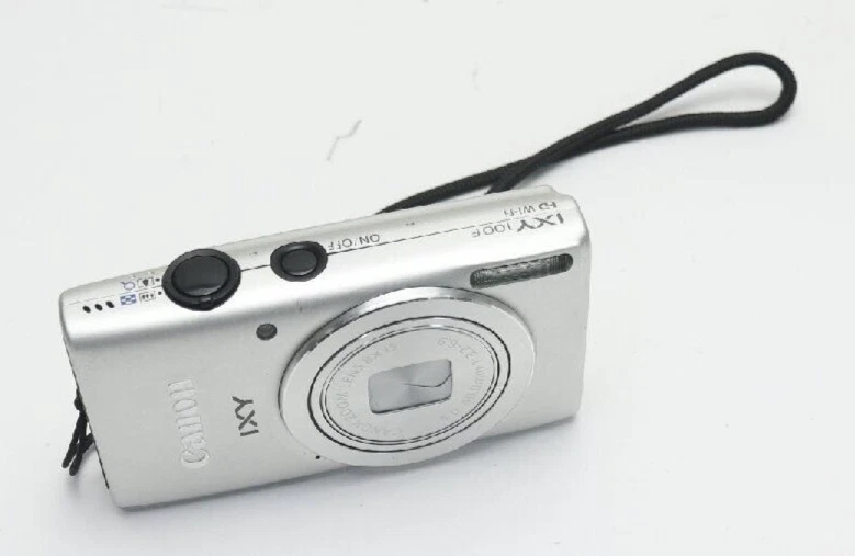 Canon IXY 100F Compact Digital Camera 16.0MP Silver 8x Optical