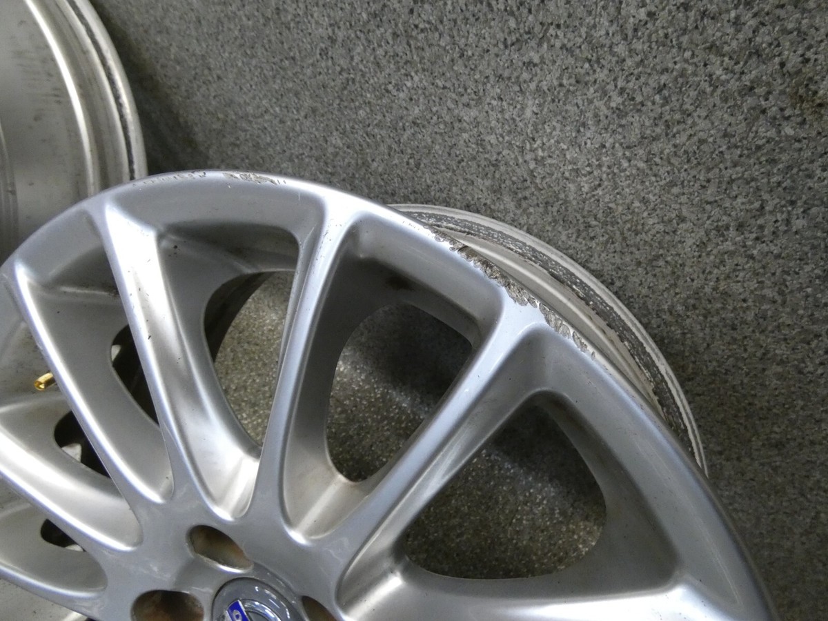 Alufelgen 7,5J x 17 x 49 30760222 30736365 def 196Tkm Volvo V70 II
