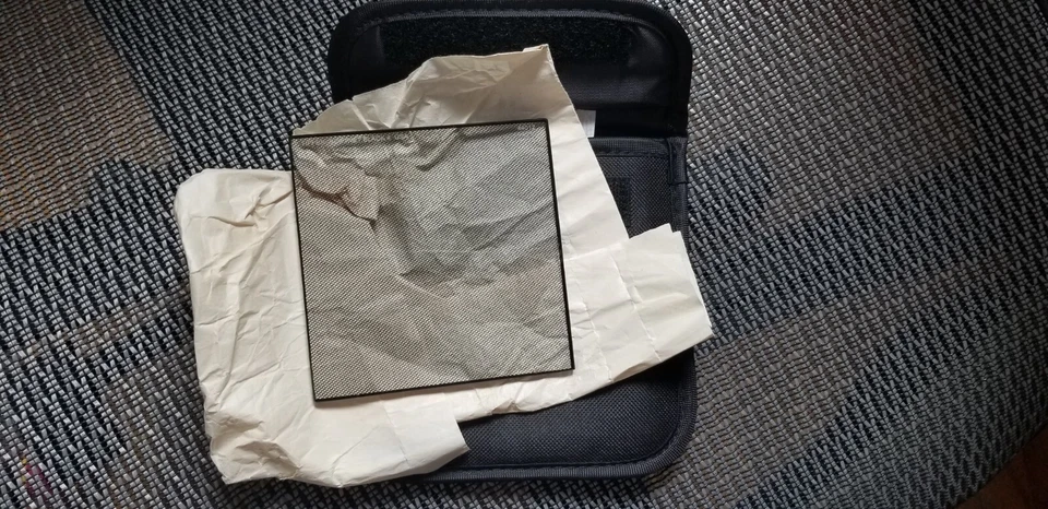 Tiffen Black Soft Net Filter 4x4 FX4 - 4mm Thick Glass MINT +++ - Image 2 of 2