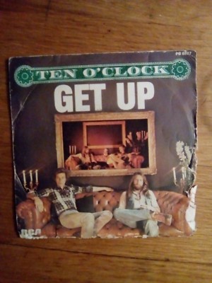 LA293 45T Vintage - TEN O'CLOCK - GET UP - ROLLING ALONG THE HIGHTWAY - RCA 1980