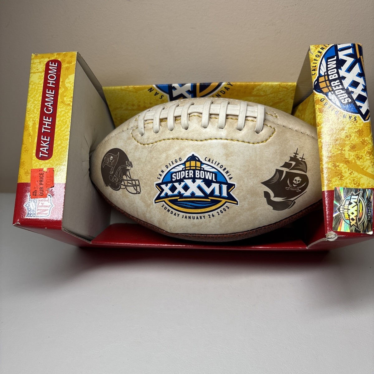SUPER BOWL XXXVII (37) 2003 MINI SOUVENIR FOOTBALL BUCCANEERS vs