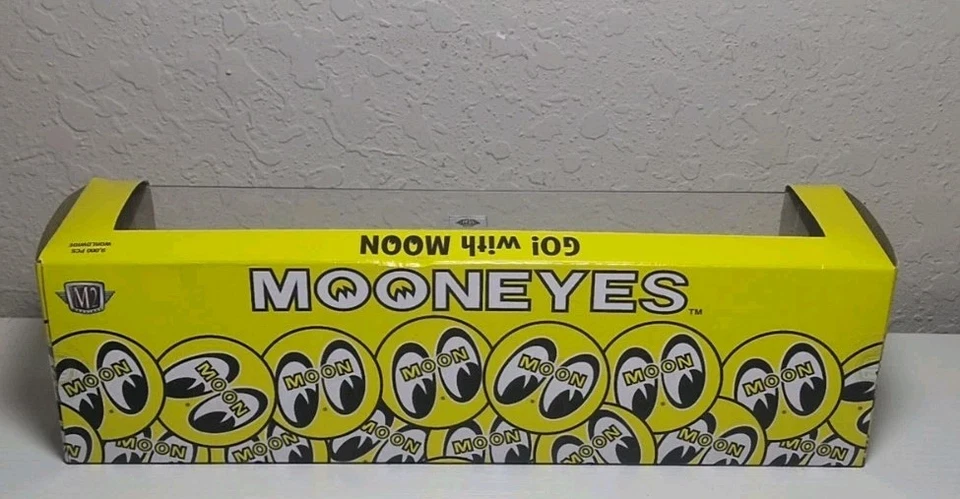 M2 MOONEYES 1960 Three Volkswagen single Cab Trucks Canvas Top, Tow Truck New  - Image 3 of 4