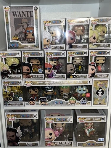 Funko Pop! Vinyl One Piece Hot Topic Exclusive Figures Ace Luffy Shanks