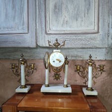 horloge pendule à colonnes
