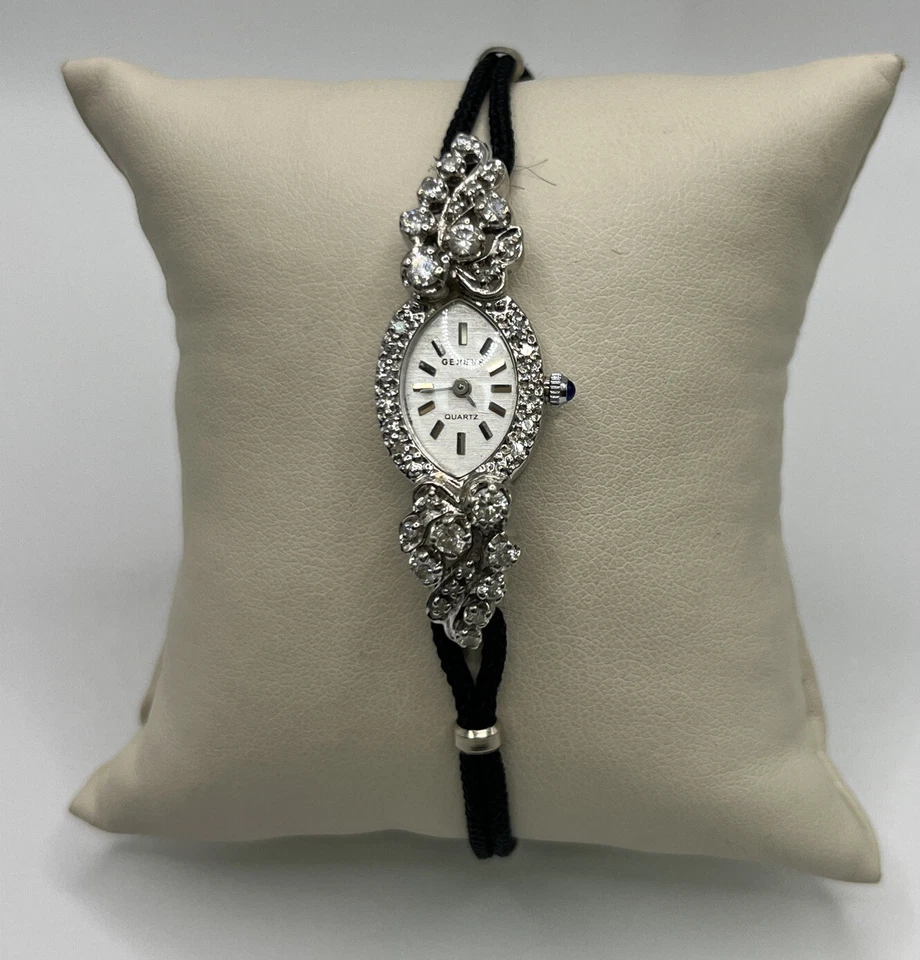 Женские часы Geneve из белого золота 14 карат с бриллиантами - Изображение 2 из 4