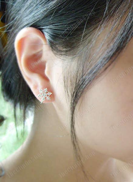 U CLIP ON Glass Rhinestone SNOWFLAKE CRYSTAL Studs NON Pierced Stud 987957