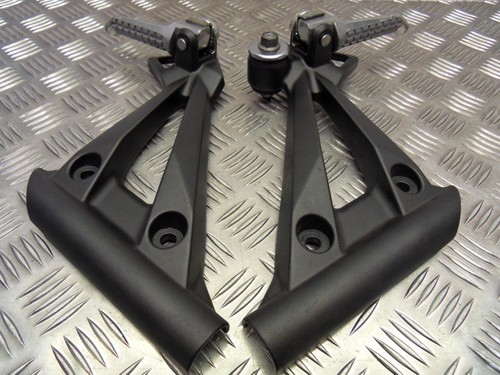 Genuine Kawasaki Ninja 250 R Rear pillion foot peg hanger brackets 2008 to 2012 - Picture 3 of 10